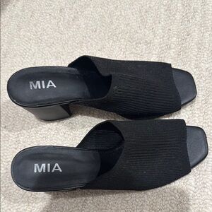 MIA Black Knit Open-Toe Heeled Mules – Size 9